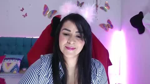 Snapshot of hotsweet_69 chatting on 05/24/26, 06:40 hotsweet 69 online show from 05/24/26, 06:40