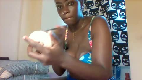 Amalia online show from 12/03/25, 12:58