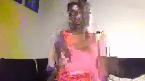 Amalia online show from 12/23/25, 03:37