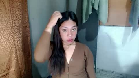 jelaigrande  online show from 03/19/26, 08:13