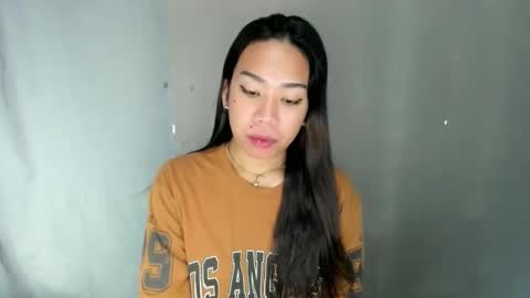 Snapshot of hott_cumforyou chatting on 04/24/26, 11:18 jelaigrande online show from 04/24/26, 11:18