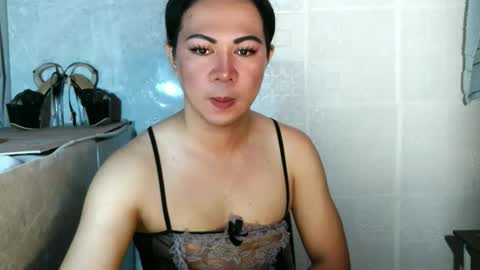 Snapshot of hott_summerr chatting on 05/17/26, 02:53 Alex Summer online show from 05/17/26, 02:53