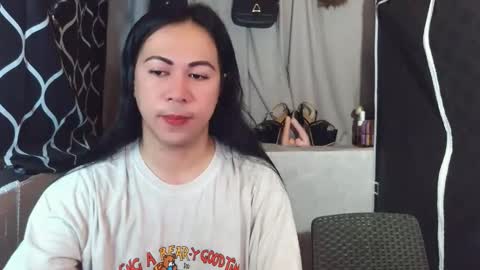 Snapshot of hott_summerr chatting on 06/07/26, 10:19 Alex Summer online show from 06/07/26, 10:19