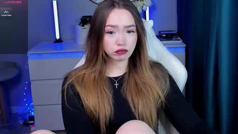 hello Im Eva online show from 11/04/25, 09:52