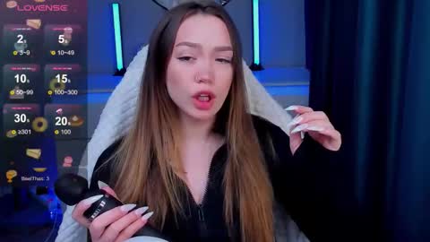 hello Im Eva online show from 01/17/26, 06:33