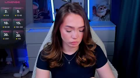 hello Im Eva online show from 04/21/26, 09:37