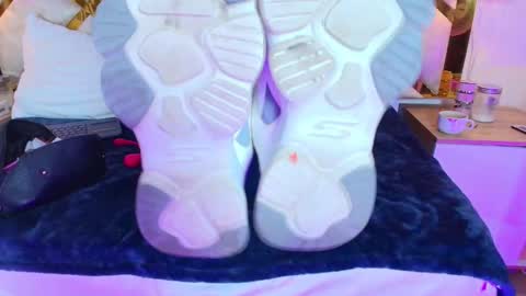 Snapshot of hottest_mature__ chatting on 10/12/25, 11:20 Natalie online show from 10/12/25, 11:20