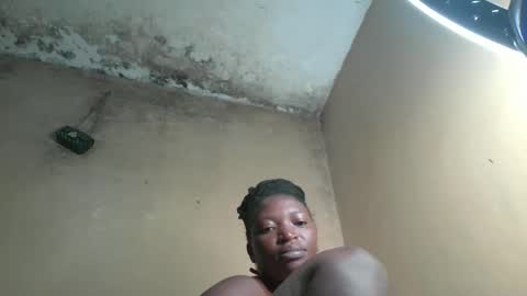 Snapshot of hottie_amor chatting on 03/18/26, 09:23 AMOR online show from 03/18/26, 09:23