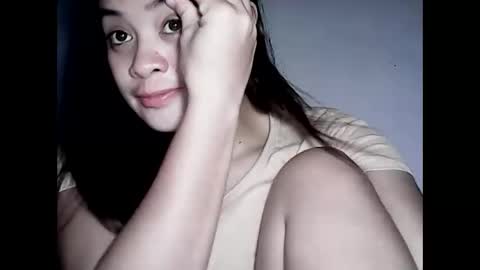 Snapshot of hottie_asianbabe chatting on 06/11/26, 11:30 Leen online show from 06/11/26, 11:30