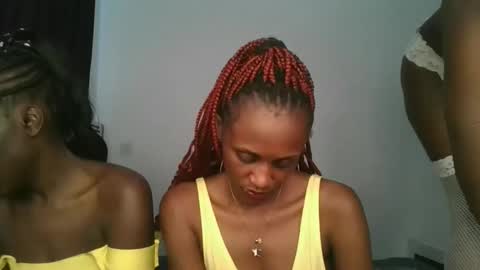 Snapshot of hottie_chyna chatting on 12/16/25, 09:03 hottie_chyna online show from 12/16/25, 09:03