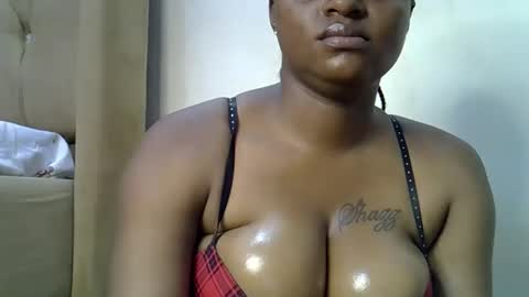 Snapshot of hottie_divaa chatting on 05/17/26, 01:14 hottie_divaa online show from 05/17/26, 01:14