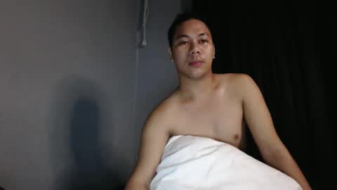 Snapshot of hottie_kyle69 chatting on 05/03/26, 05:35 hottie_kyle69 online show from 05/03/26, 05:35