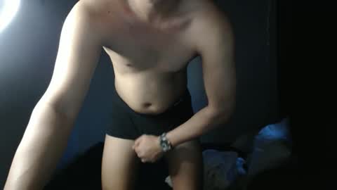 Snapshot of hottie_kyle69 chatting on 05/28/26, 01:58 hottie_kyle69 online show from 05/28/26, 01:58