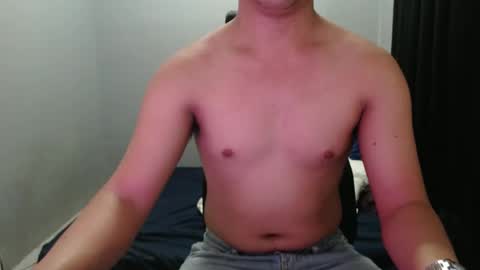 Snapshot of hottie_kyle69 chatting on 06/01/26, 01:40 hottie_kyle69 online show from 06/01/26, 01:40