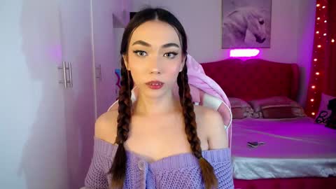 Snapshot of hottie_lexie chatting on 12/09/24, 06:57 LEXIE- dont forget to give me thumbs up online show from 12/09/24, 06:57