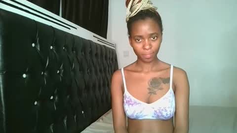 hottie_mistie online show from 05/11/26, 09:56
