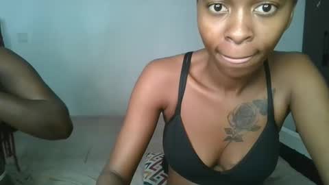 hottie_mistie online show from 05/25/26, 07:47