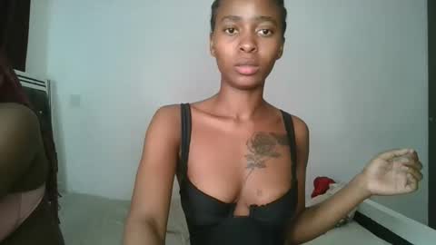 hottie_mistie online show from 05/28/26, 10:18