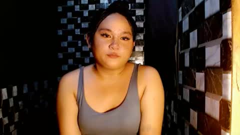hottie_uzeah21 online show from 05/31/26, 06:31