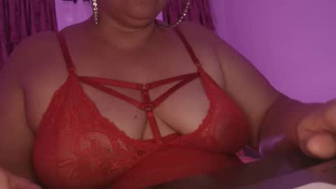 sweetie Aunt online show from 10/18/25, 07:03