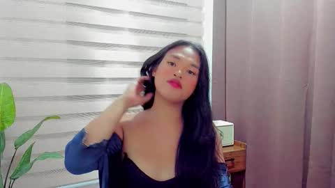 Maxine online show from 09/08/25, 03:44