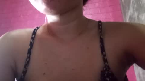 hottiekitty069 online show from 04/15/26, 07:58