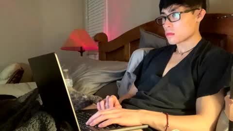 Snapshot of hottiewithabody101 chatting on 03/29/26, 12:43 hottiewithabody101 online show from 03/29/26, 12:43