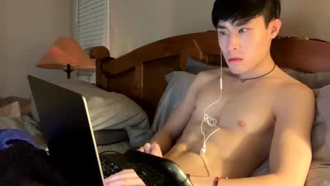 Snapshot of hottiewithabody101 chatting on 04/01/26, 01:12 hottiewithabody101 online show from 04/01/26, 01:12