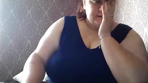 Snapshot of hottinaseksi chatting on 07/17/26, 06:31 HotTinaSeksi online show from 07/17/26, 06:31