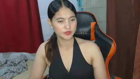 hottiqueeny online show from 12/04/24, 01:09