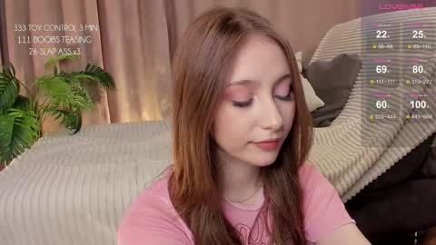 hottpeachh online show from 09/12/25, 02:39