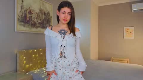 Molly HottMolly online show from 04/22/26, 01:12