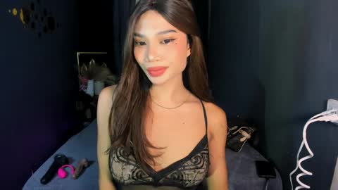 Hi i am Jane half vietnamese and half pinay and would like to meet good person here XOXO online show from 05/23/26, 06:56