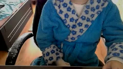 Snapshot of hotty_mary chatting on 04/23/26, 12:29 Mary online show from 04/23/26, 12:29