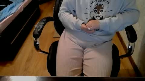 Snapshot of hotty_mary chatting on 04/26/26, 08:17 Mary online show from 04/26/26, 08:17
