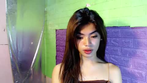 zeah online show from 11/04/25, 09:41