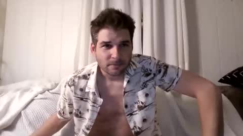 Snapshot of hottyaaron chatting on 03/25/26, 01:22 hottyaaron online show from 03/25/26, 01:22