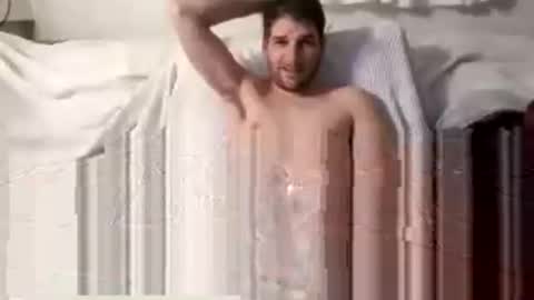 Snapshot of hottyaaron chatting on 03/26/26, 10:37 hottyaaron online show from 03/26/26, 10:37