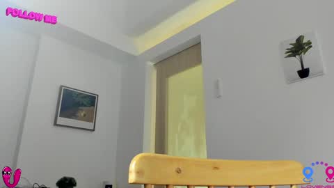 Snapshot of hottycrishinaxx chatting on 01/18/25, 05:41 crishinahotty online show from 01/18/25, 05:41