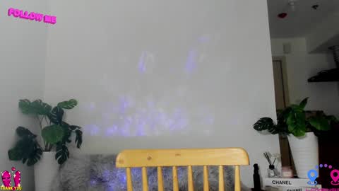 Snapshot of hottycrishinaxx chatting on 01/25/25, 07:28 crishinahotty online show from 01/25/25, 07:28