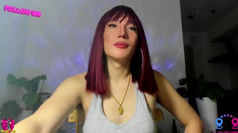 Snapshot of hottycrishinaxx chatting on 02/12/25, 10:03 crishinahotty online show from 02/12/25, 10:03