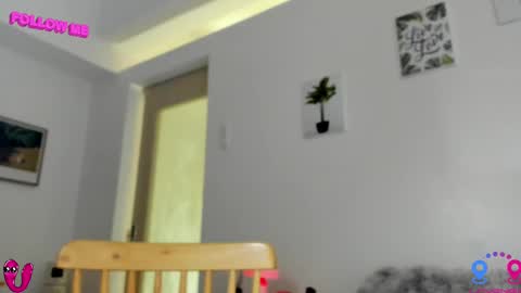 Snapshot of hottycrishinaxx chatting on 03/02/25, 05:12 crishinahotty online show from 03/02/25, 05:12