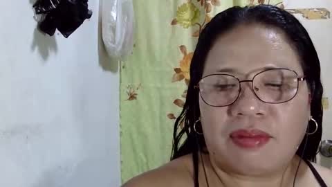 hottycrissy4u online show from 05/01/26, 01:16