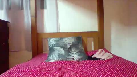 Snapshot of hottyfgirl chatting on 02/21/25, 04:37 HottyFGirl online show from 02/21/25, 04:37