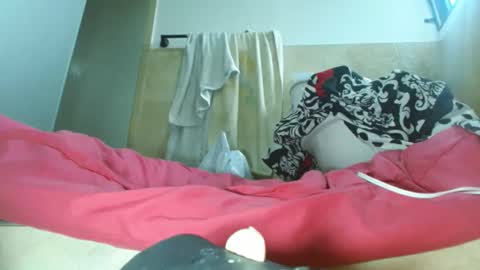 Mary online show from 09/16/25, 04:19