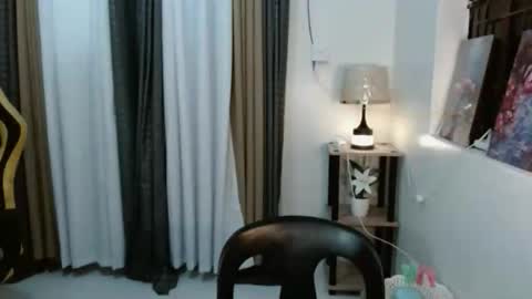 Snapshot of hottyshedah_0209 chatting on 02/03/26, 06:40 THALIE online show from 02/03/26, 06:40