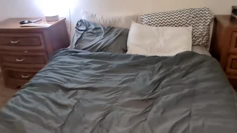 Snapshot of hotwetfreak chatting on 01/15/25, 03:11 Lili Vixen online show from 01/15/25, 03:11