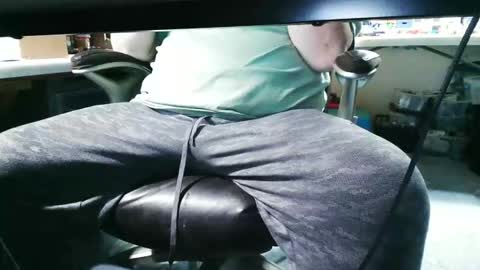 Snapshot of hotwheelsguy2 chatting on 02/17/25, 07:04 Madmedic online show from 02/17/25, 07:04