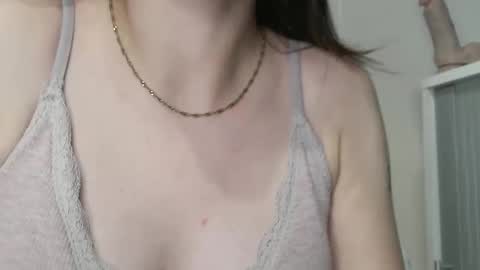 Snapshot of hotwinterxx chatting on 04/16/26, 08:31 Hotwixx online show from 04/16/26, 08:31