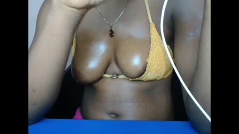 hotxxebony online show from 04/01/26, 01:50